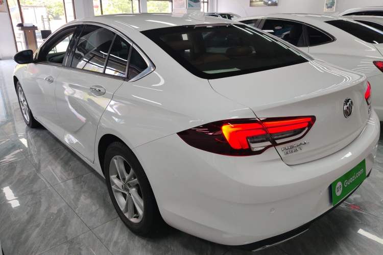 Used Buick Regal 2020 552T Luxury Version Rear Left 45 Deg