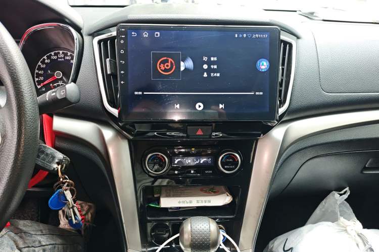 Used Venucia T70 2016 2.0L CVT Smart Edition Audio And AC Panel