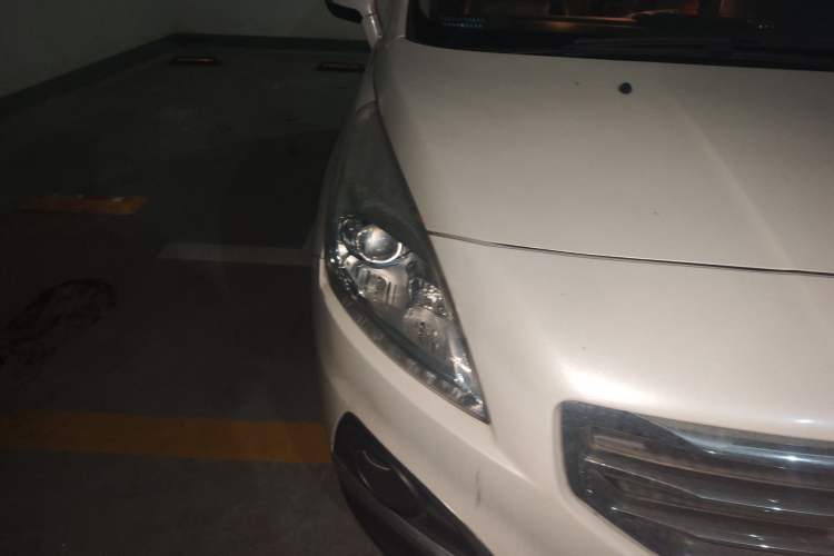 Used Peugeot 3008 2013 2.0L Automatic Trend Edition Right Front Headlight