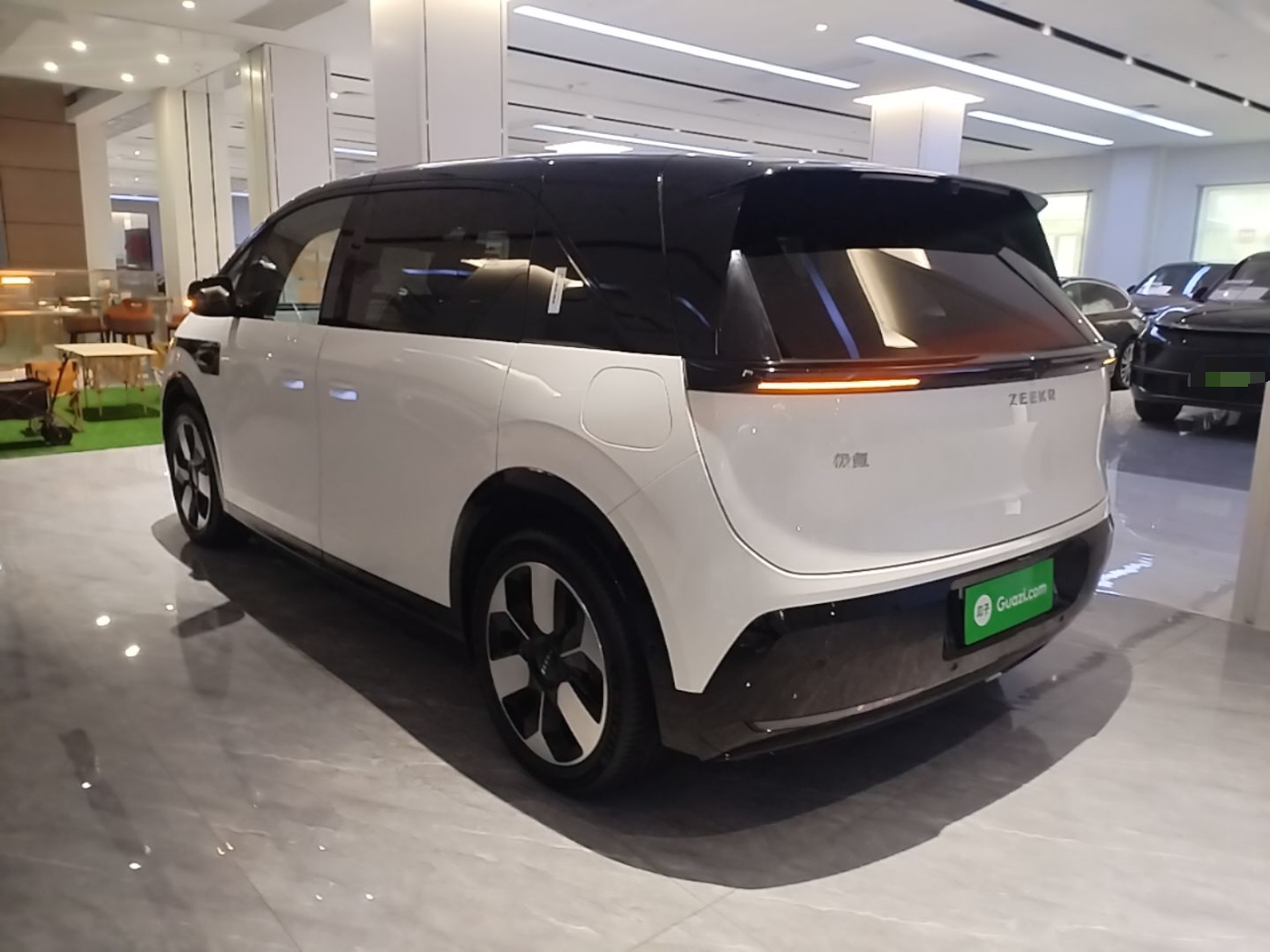 Zeekr MIX 2025 Intelligent Driving Version — снимка 4