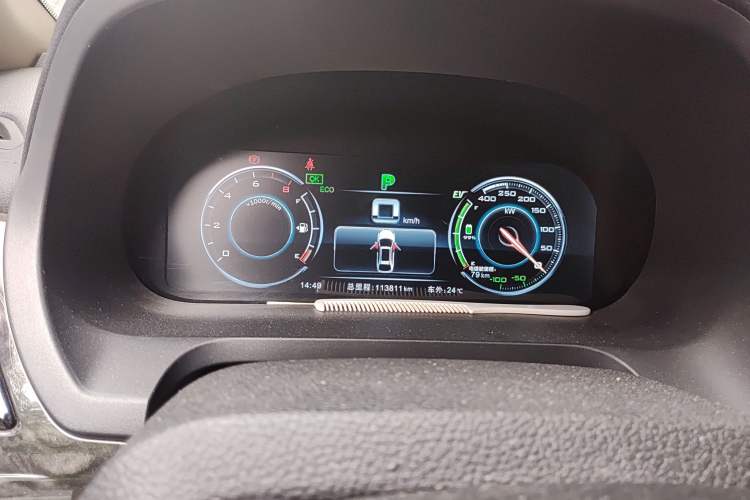 Used BYD Tang New Energy 2015 2.0T Four-Wheel Drive Luxury Model