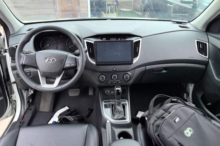 Used Hyundai ix25 2015 1.6L Automatic Two-Wheel Drive Smart GLS Trim
