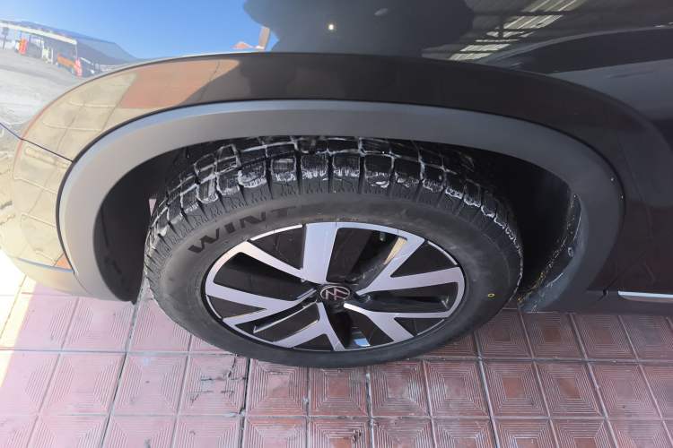 Used Volkswagen Tayron 2024 300TSI Two-Wheel-Drive Luxury Plus Advanced Version