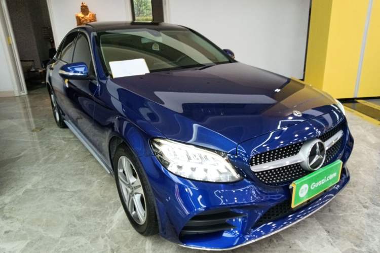 Used Mercedes-Benz C-Class 2019 C 260 L Sport Edition Front Right 45 Deg