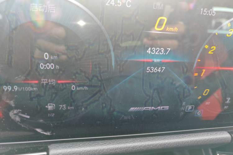 Used Mercedes-Benz GLA AMG 2021 AMG GLA 35 4MATIC Odometer Close Up