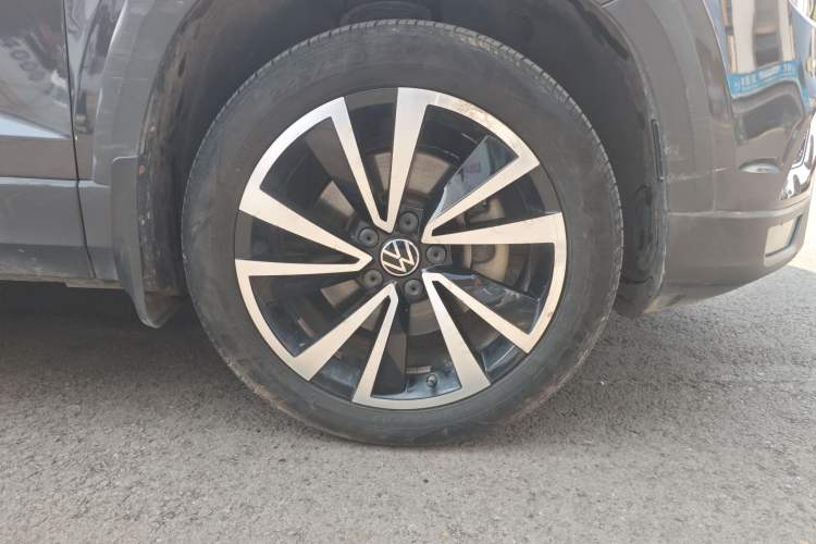 Used Volkswagen Tharu 2021 280TSI Two-Wheel-Drive Luxury Edition
