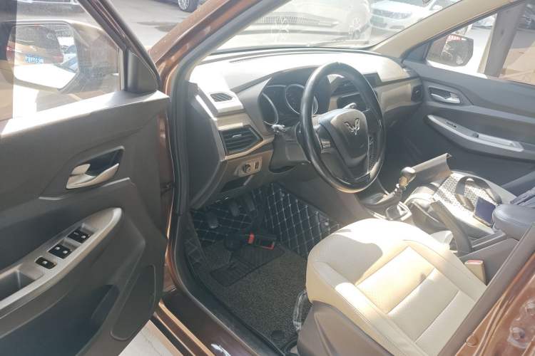 Used Wuling Hongguang 2019 1.5L S Comfort Edition China VI LAR Driver Seat