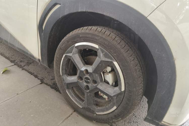 Used BYD Seagull 2023 Free Edition Right Front Wheel Hub