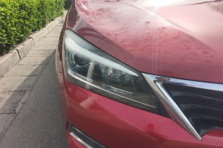 Used CHANGAN Alsvin V7 2015 1.6L Automatic Enjoyment Model China IV Standard Right Front Headlight