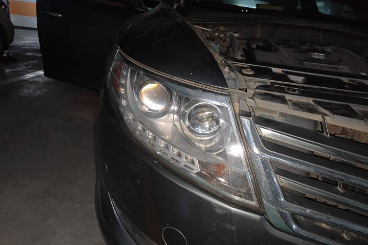 Used GAC Trumpchi GA5 2011 2.0L Automatic Elite Edition
