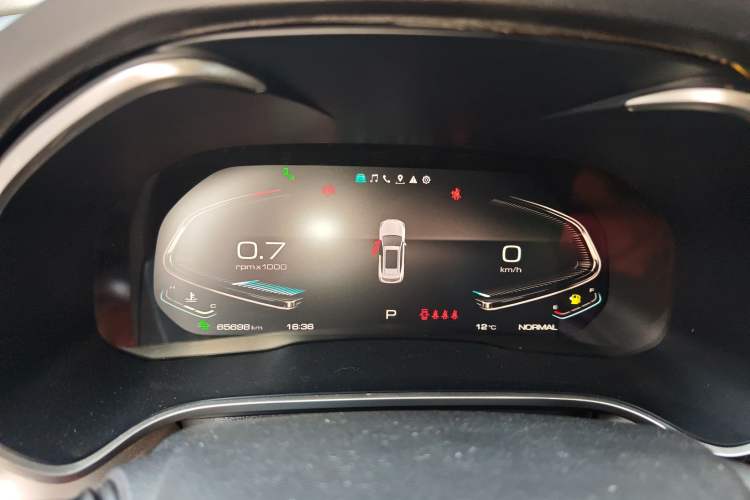 Used Wey VV6 2021 2.0T Two-Wheel Drive Smart Protection+