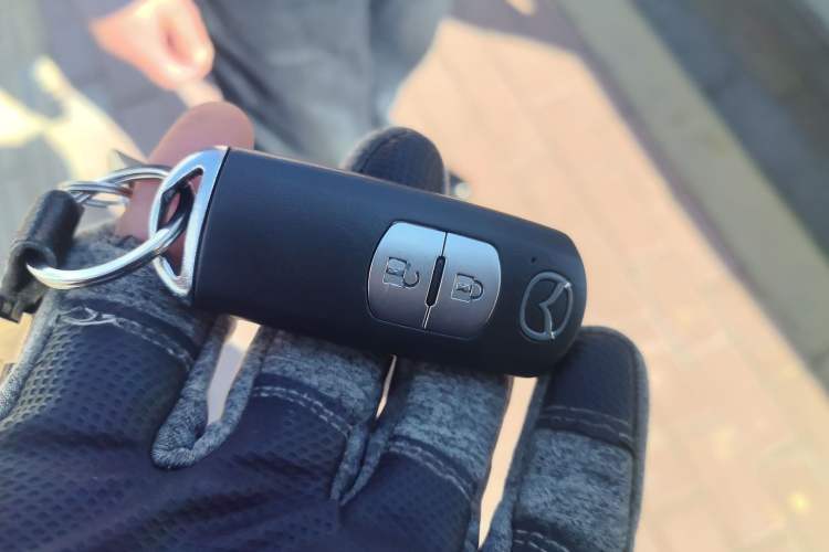 Used Mazda CX-5 2015 2.0L Manual Two-Wheel Drive Comfort Version Vehicle Key