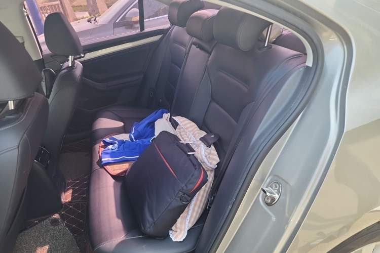 Used Volkswagen Sagitar 2015 1.6L Automatic Comfort Model Left Rear Seat