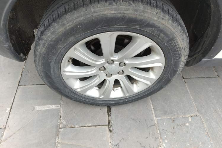 Used Land Rover Discovery Sport 2018 240 PS SE Version