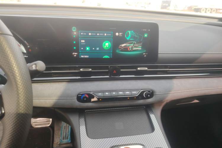 Used GAC Trumpchi EMPOW 2023 400T Automatic R MAX
