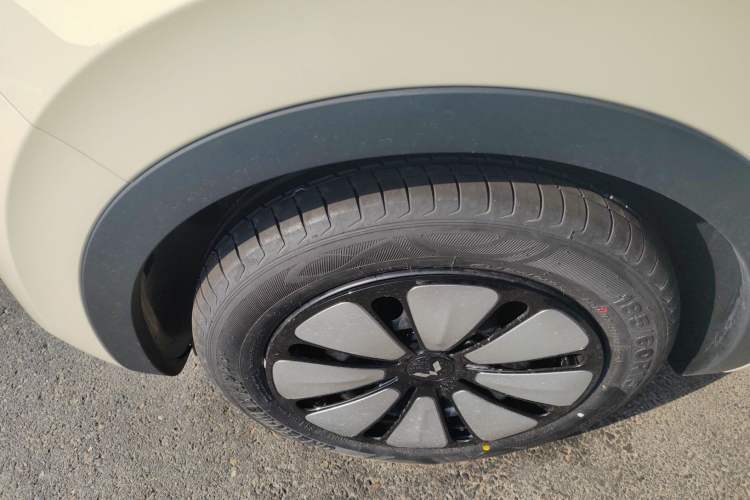 Used Wuling Bingo 2025 333 km Enjoyment Version
