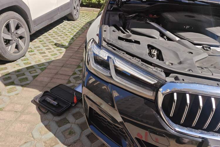 Used BMW 5 Series New Energy 2022 Second Facelift 535Le M Sport Package Right Front Headlight