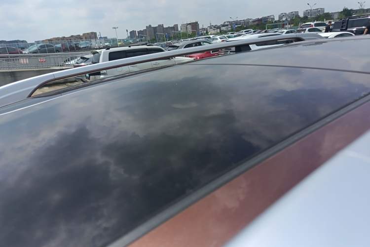 Used Roewe RX8 2018 30T Smart Connectivity All-Wheel Drive Supreme Edition