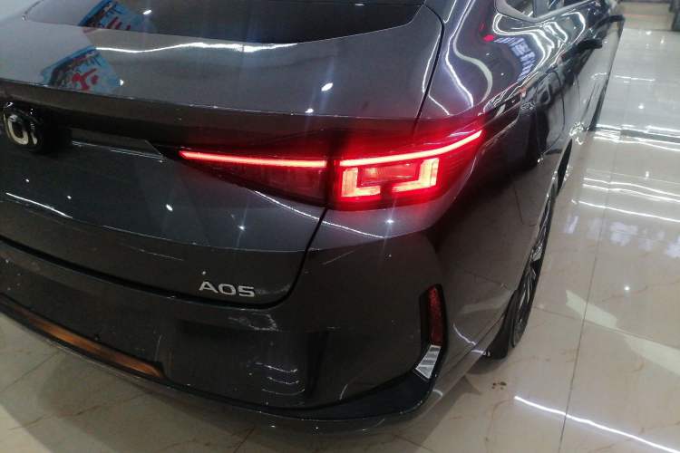 Used CHANGAN NEVO A05 2024 Truly Delicious Version 145 Leading Edition Exterior 3