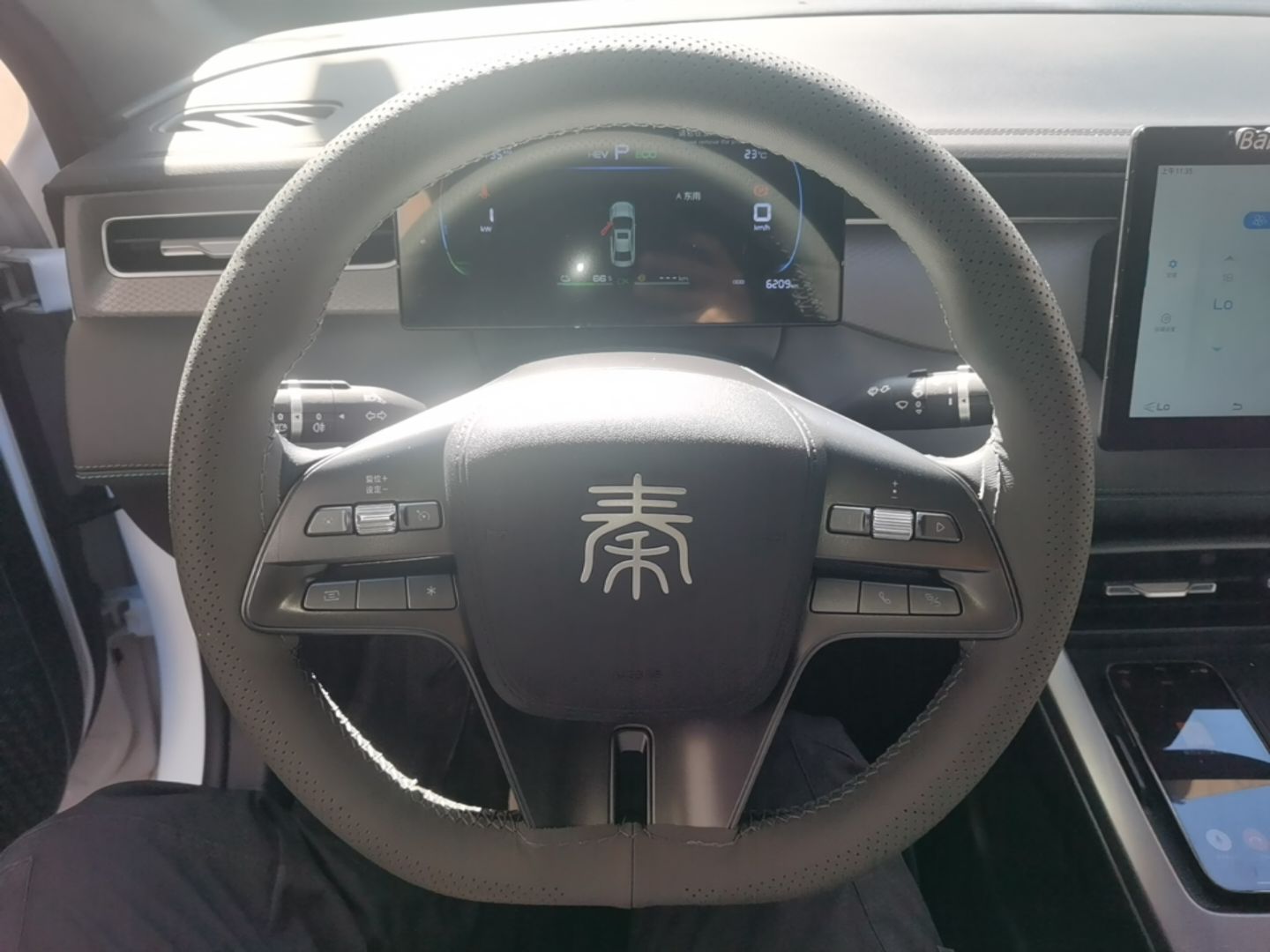 BYD Qin PLUS 2025 DM-i Smart Drive 55KM Leading Model — снимка 13