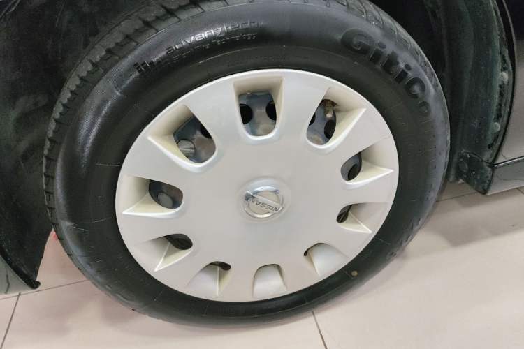 Used Nissan Sylphy 2012 Classic 1.6XE Automatic Comfort Edition Exterior 3