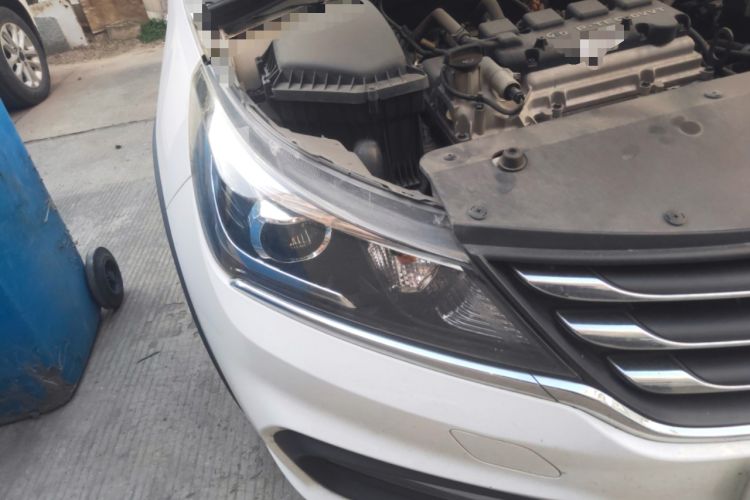 Used Baojun 310W 2017 1.5L Manual Fashion Model China V
