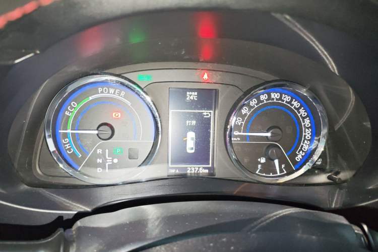 Used Toyota Levin 2016 Dual-Engine 1.8H GS E-CVT Elite Model with Sunroof Instrument Cluster