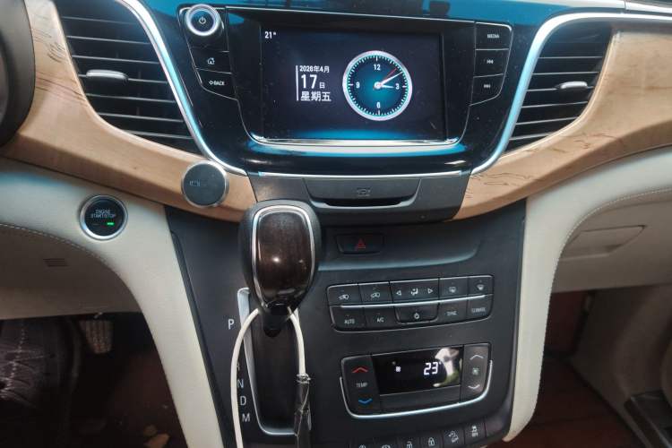 Used Buick GL8 2018 ES 28T Comfort Model China VI Standard
