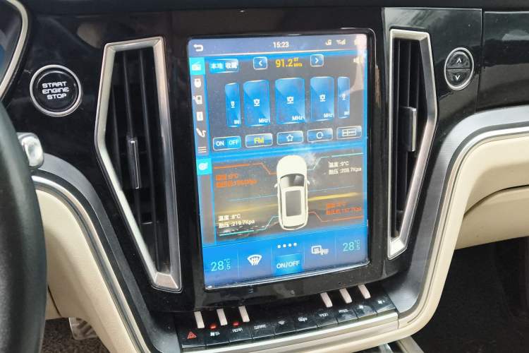 Used Zotye T700 2017 1.8T Dual-Clutch Prestige Model