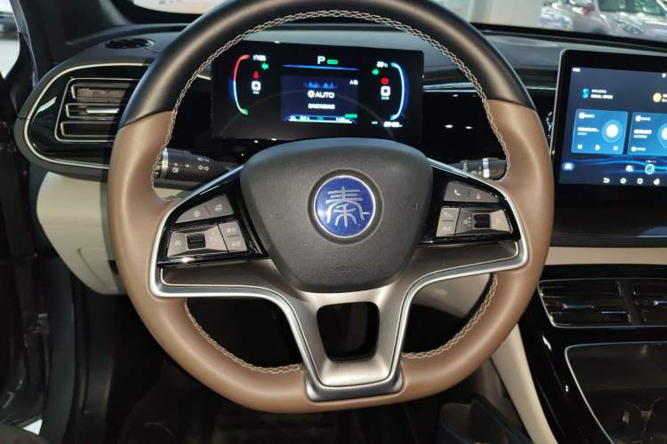 Used BYD Qin PLUS 2023 Champion Edition EV 420KM Superior Model
