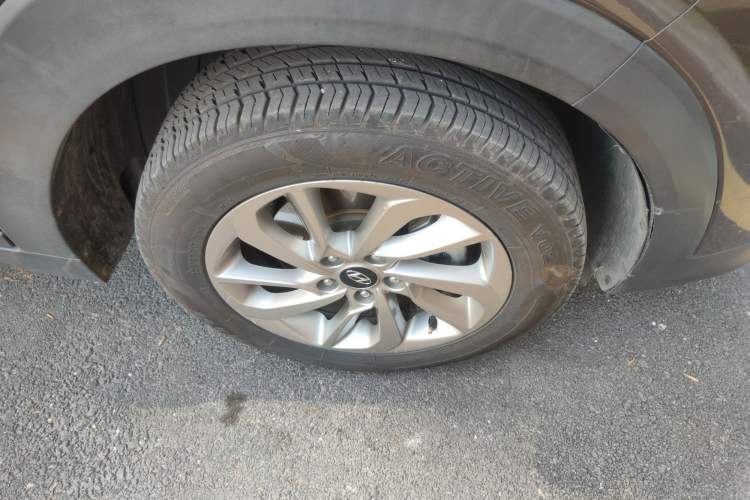 Used Hyundai Tucson 2015 1.6T Dual-Clutch Two-Wheel-Drive Smart Model
