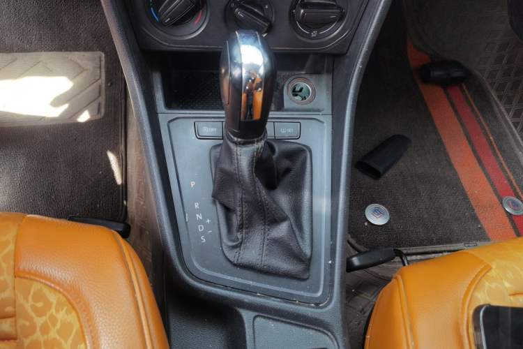 Used Volkswagen Lavida 2019 Lavida Start 1.5L Automatic Trendy Version China VI Standard Gear Lever