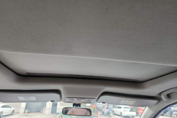 Used FORTHING SX6 2016 1.6L Manual Luxury Model
