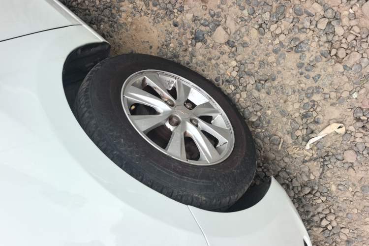 Used Chevrolet Sail 2015 Sail 3 1.5L AMT Happiness Sunroof Edition