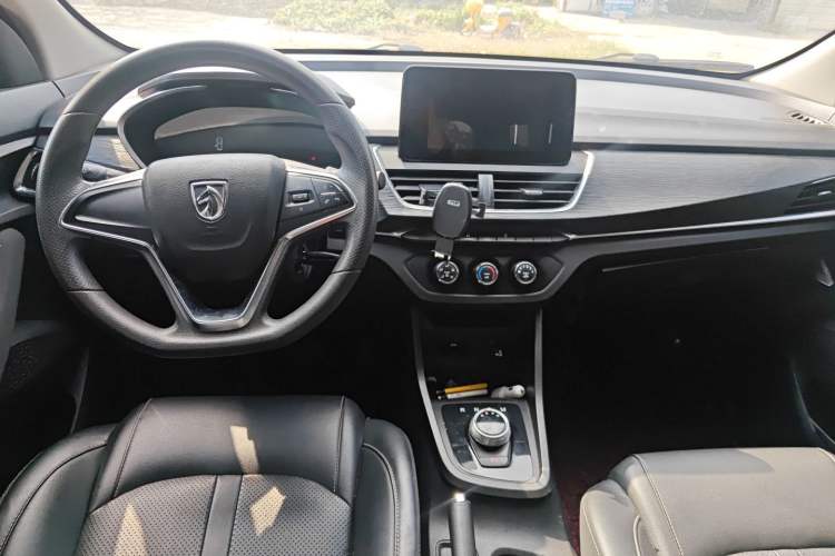 Used Baojun 360 2019 1.5L Automatic Elite Version China VI