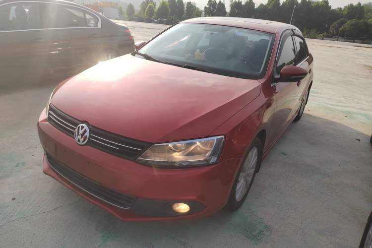 Used Volkswagen Sagitar 2014 Revised Version 1.6L Automatic Comfort Edition