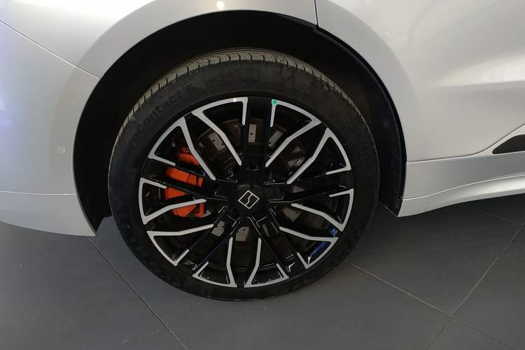 Used Zeekr 001 2024 YOU Edition 100 kWh All-Wheel Drive
