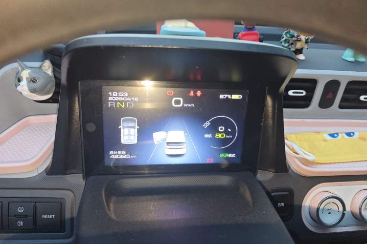 Used Wuling Hongguang MINIEV 2022 Macaron Fashion Model Lithium Iron Phosphate
