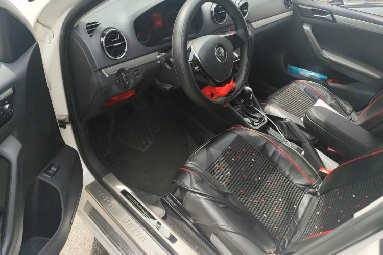 Used Volkswagen Jetta 2017 1.5L Automatic Comfort Model Driver Seat