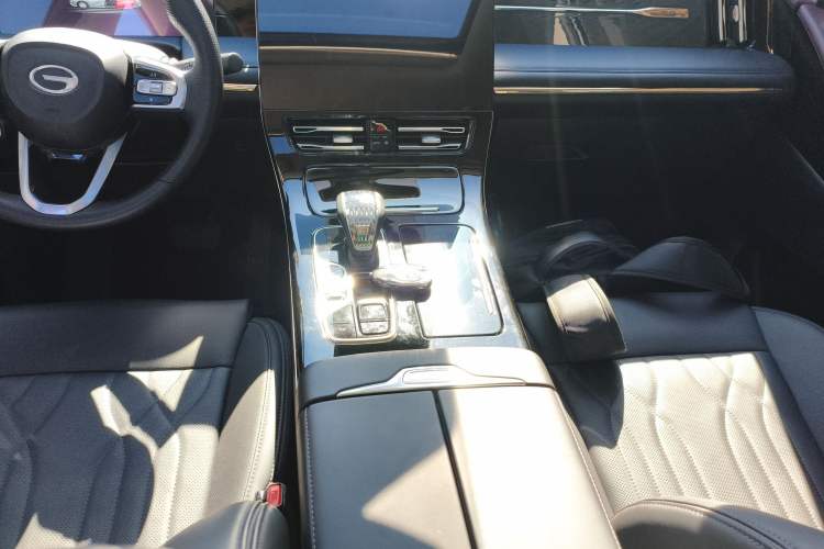 Used GAC Trumpchi M8 2024 Master Series 400T Ultimate Edition Gear Lever