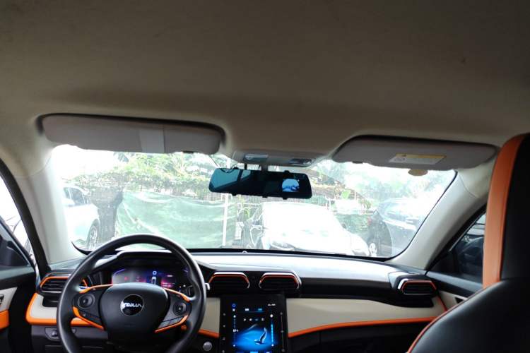 Used Dongfeng Aeolus Yixuan 2023 Mach Edition 1.5L Automatic Chasing Wind Version Headliner