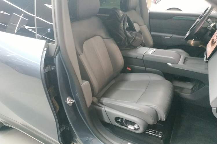 Used Zeekr 7X 2025 75 kWh Rear-Wheel Drive Intelligent Driving Version
