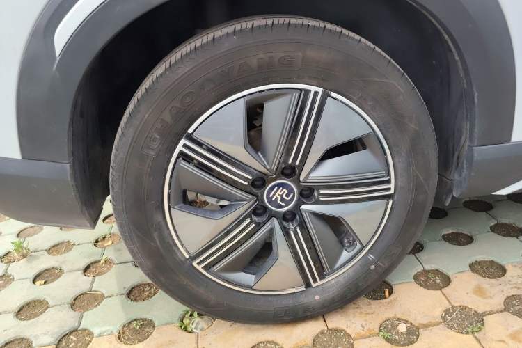 Used BYD Yuan UP 2024 401KM Beyond Edition Right Rear Wheel Hub