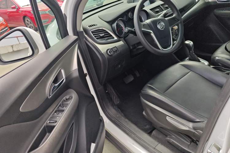 Used Buick Encore 2015 1.4T Automatic Two-Wheel Drive Urban Elite Version Driver Seat
