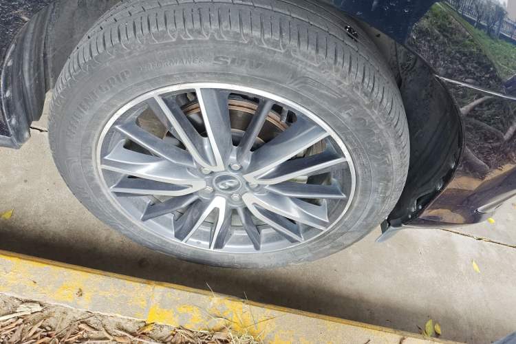 Used Infiniti QX60 2018 2.5 S/C Hybrid Two-Wheel-Drive Excellence Edition China VI Standard Right Front Wheel Hub