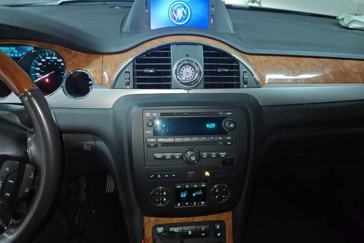 Used Buick Enclave 2010 3.6L Flagship Edition