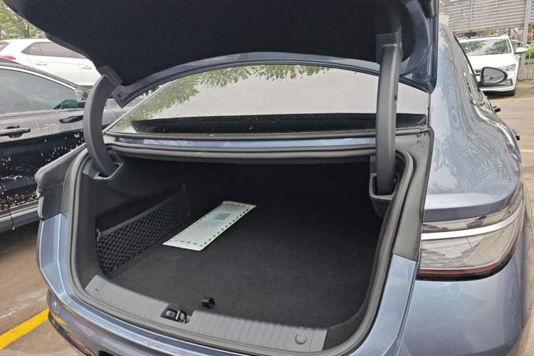 Used BYD Seal 2024 HONOR Edition DM-i 1.5L 121km Prestige Model Trunk