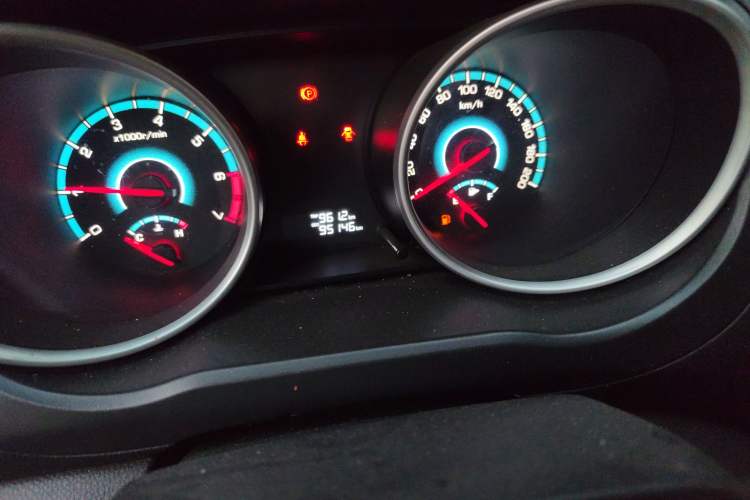 Used CHANGAN KAICHENG Ruixing S50 2017 1.5L Manual Comfort Model China V Standard
