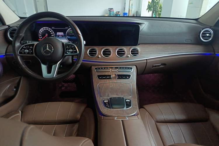 Used Mercedes-Benz E-Class 2019 E 260 L