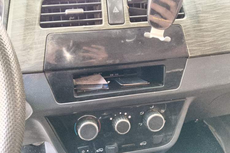 Used Jinbei Hiace X30 2021 1.5L Standard Version Air-Conditioning-Free Bus China VI Emission Standard SWC15M Audio And AC Panel